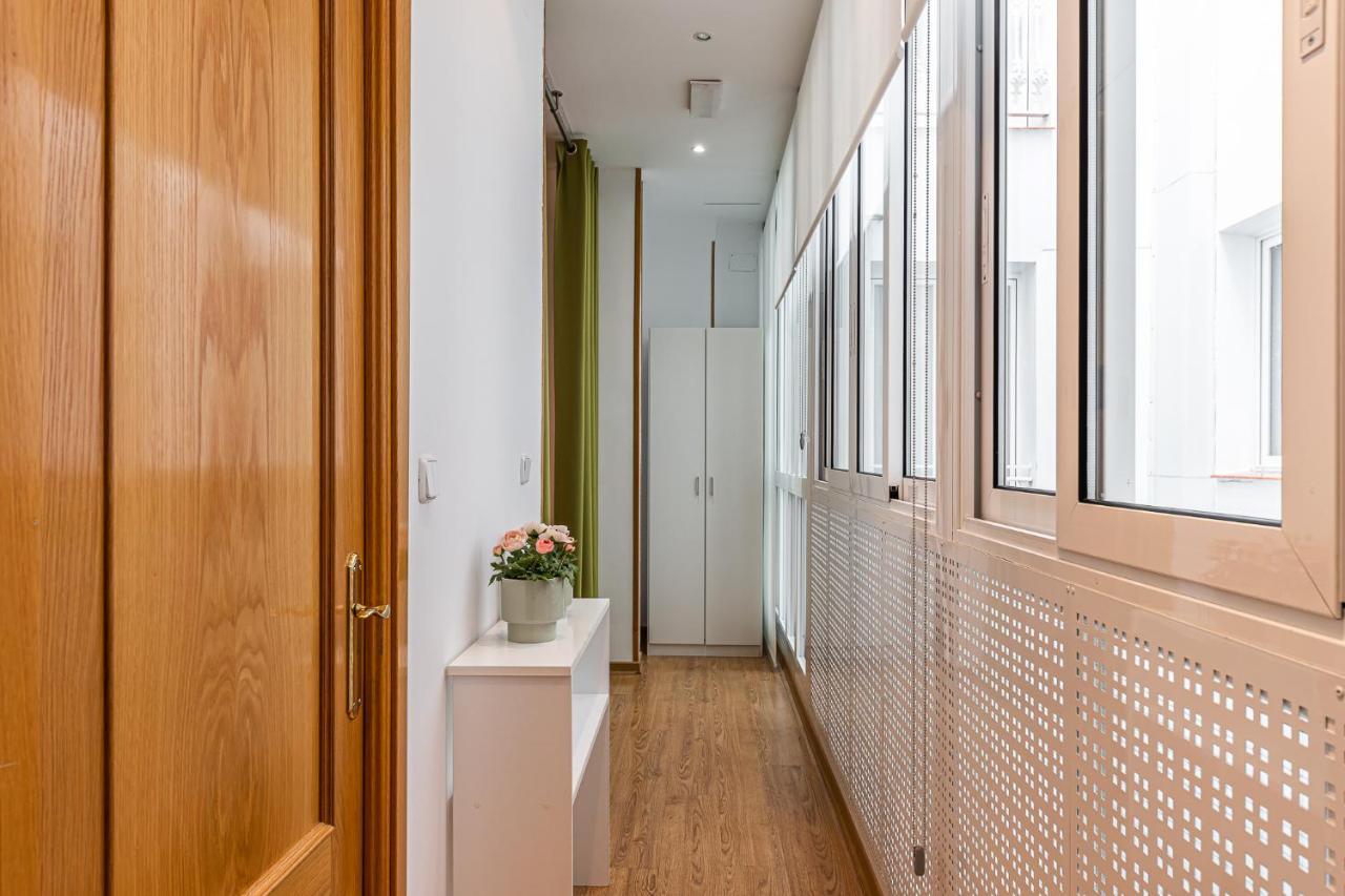 Waou Apartamentos En Sol Confort 7 Madrid Exterior photo