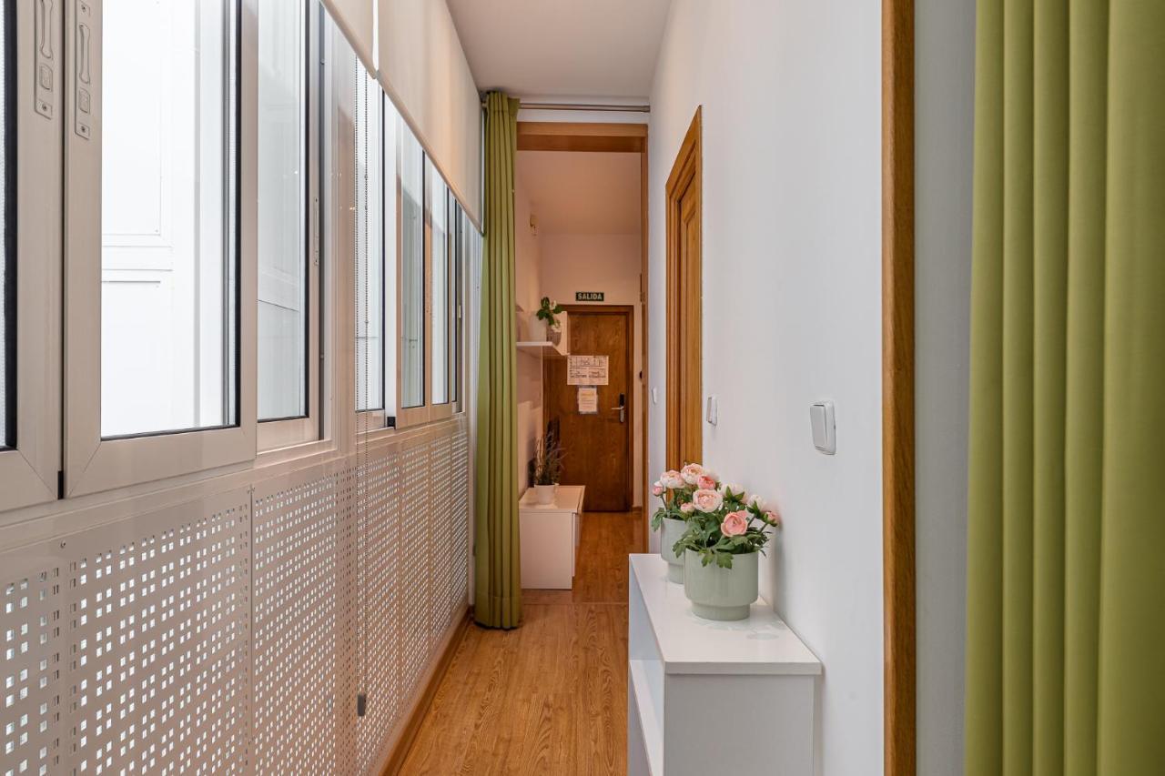 Waou Apartamentos En Sol Confort 7 Madrid Exterior photo